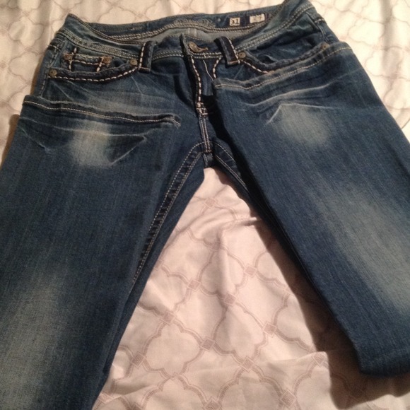 Sold - Picture 4 of 4