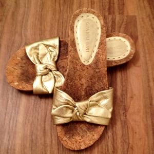 ‼️SOLD‼️Metallic Gold Sandals