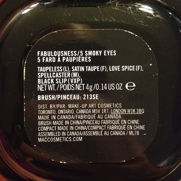 MAC Makeup *sold In Bundle* - Picture 4 of 4