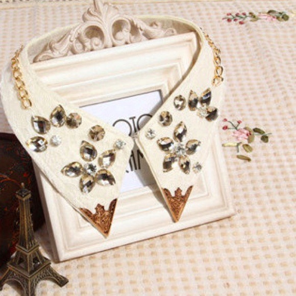 Fashion collar