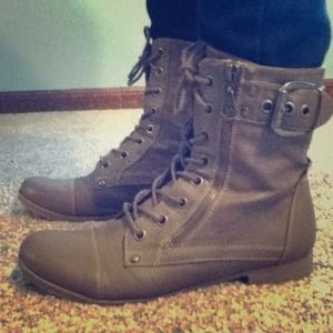 GUESS Combat Boots 💜