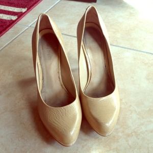 L🚫SOLD🚫Nine west heels.