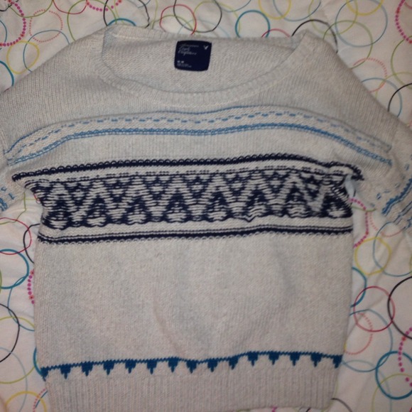 American Eagle Sweater
