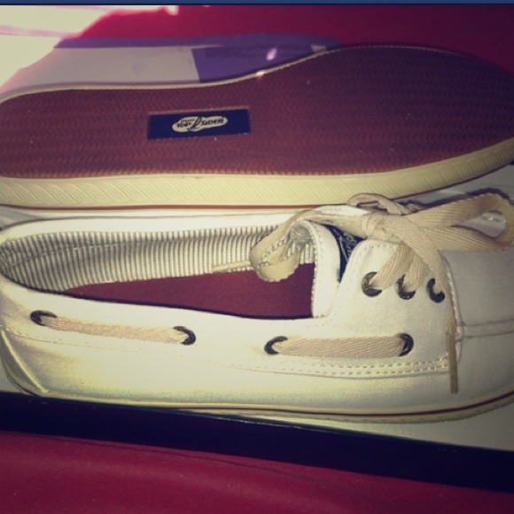 Sperry Topsiders