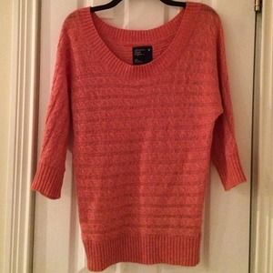 Sold/bundled***American Eagle- coral sweater small