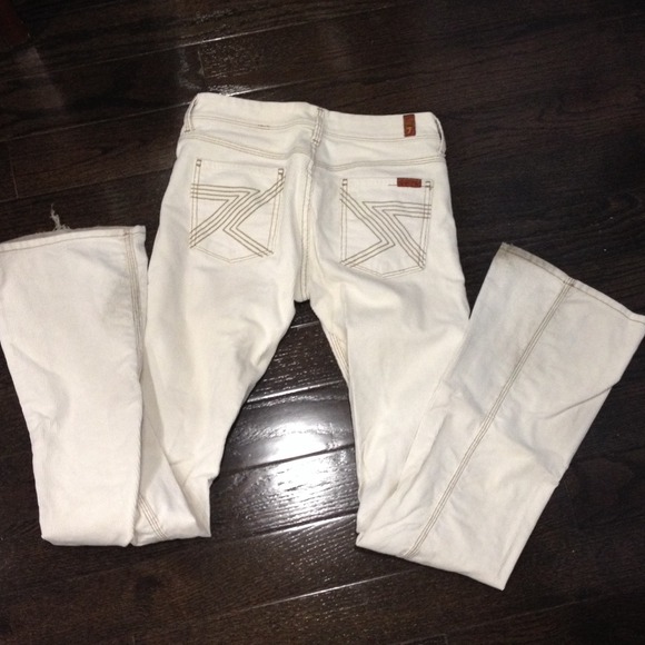 Off white corduroys from 7 for all mankind
