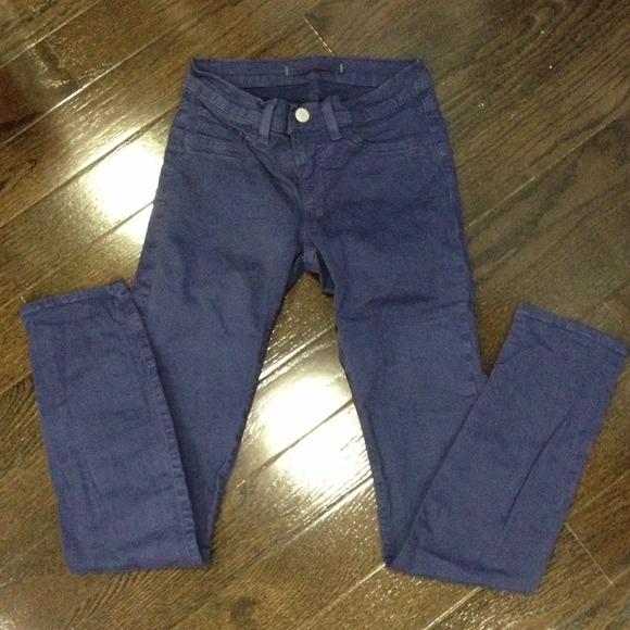 J brand skinny leg ****SOLD**** - Picture 1 of 3