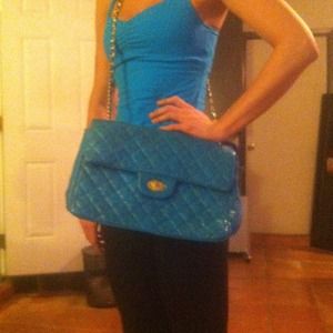 UE turquoise bag with gold chain strap