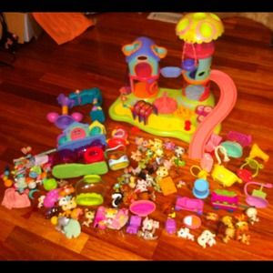 Littlest pet shop Collection!Over 100 pieces!