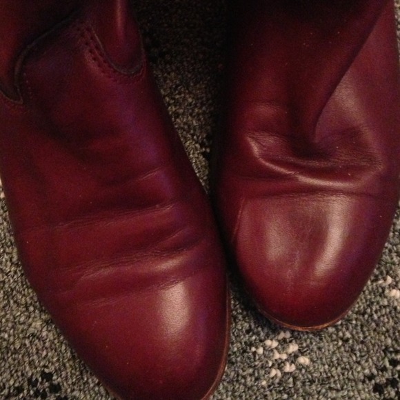 Years wearing these😊it's natural wear & tear