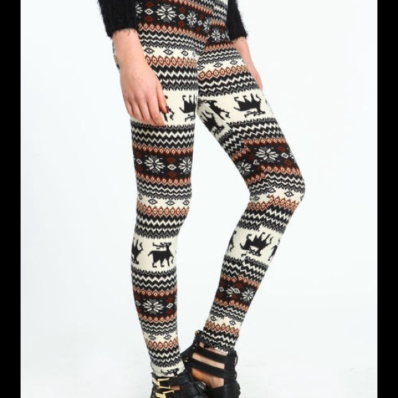 🎀SOLD OUT🎀Reindeer Print Leggings - Picture 3 of 4