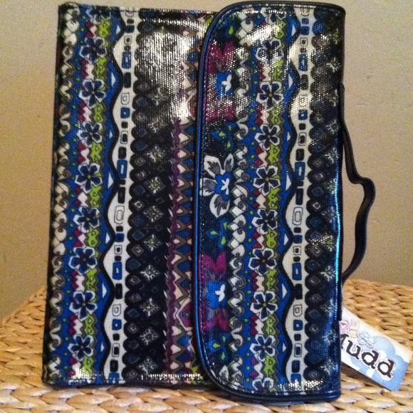 Mudd Accessories - Tablet Case