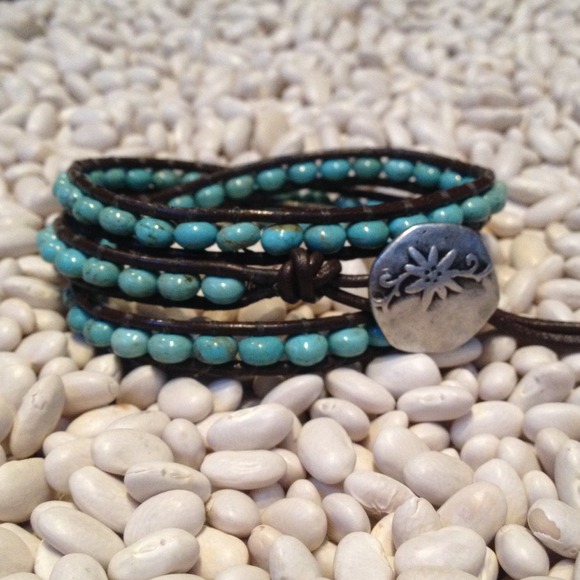 Turquoise triple wrapped bead and leather bracelet
