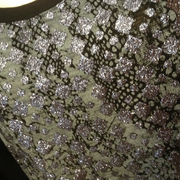 🔲BUNDLED🔲Everything that glitters is SILVER! - Picture 2 of 3