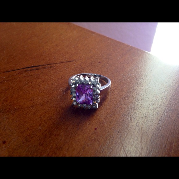 Anethyst ring