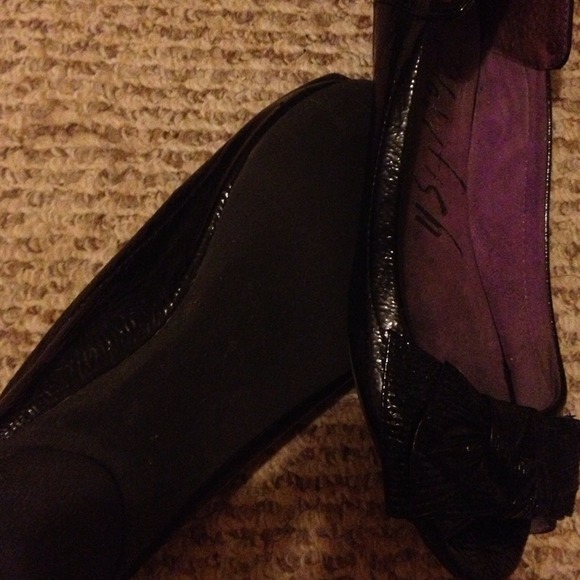 Black flats