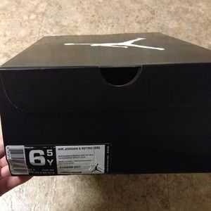 BLACK GRAPE JORDAN 5 ✨💜✨💜 SOLD!