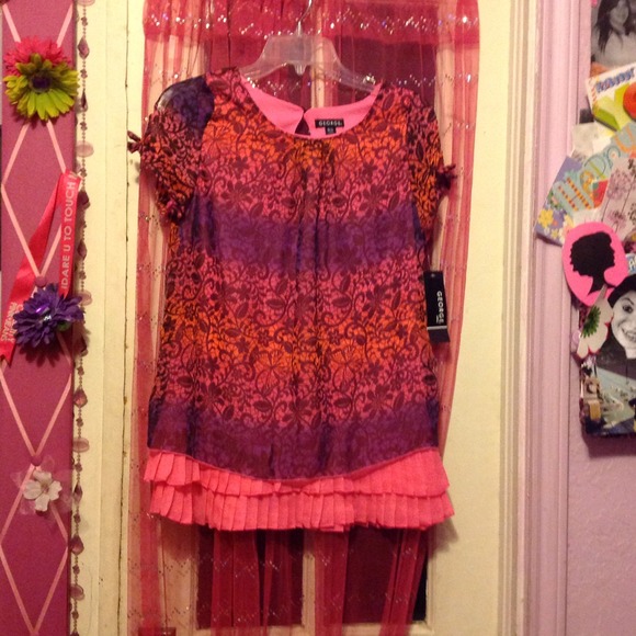 NWT Cute blouse for girls <3