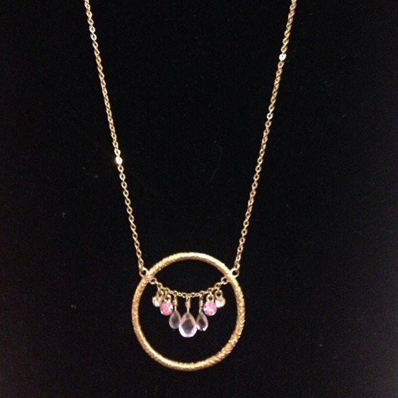 Givenchy necklace - Picture 2 of 4