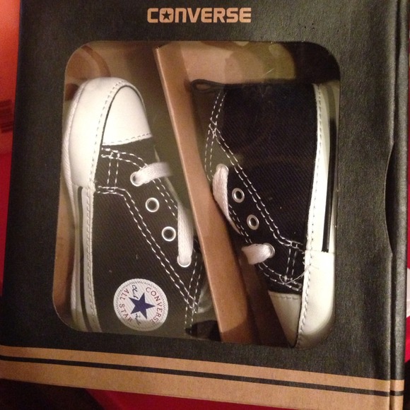 Converse SOLD!! SOLD IN BUNDLE SOLD!!