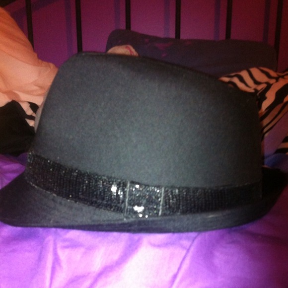 Black hat with sequins worn once.