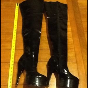 pleaser delight 3010