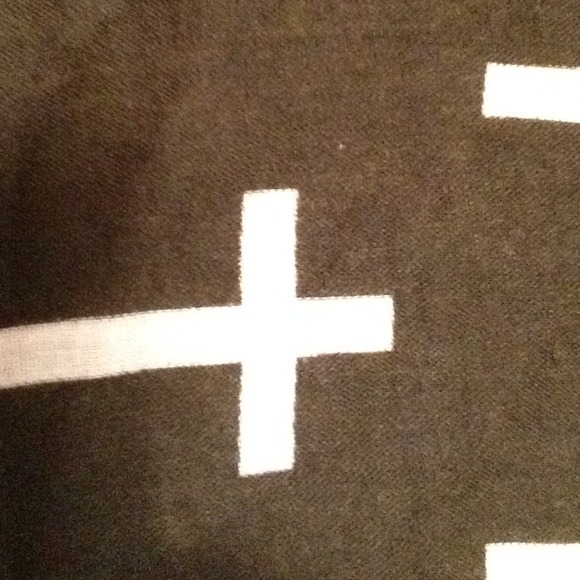 Vest - Picture 2 of 2