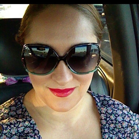 Meet your buyer (and maybe seller) - Picture 1 of 3