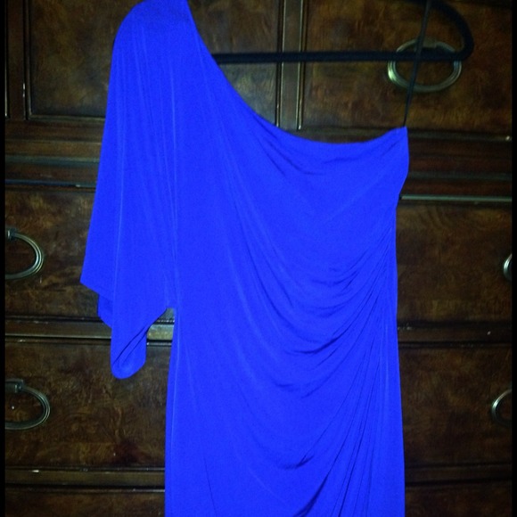 Reserved 💓💓💓One shoulder blue dress