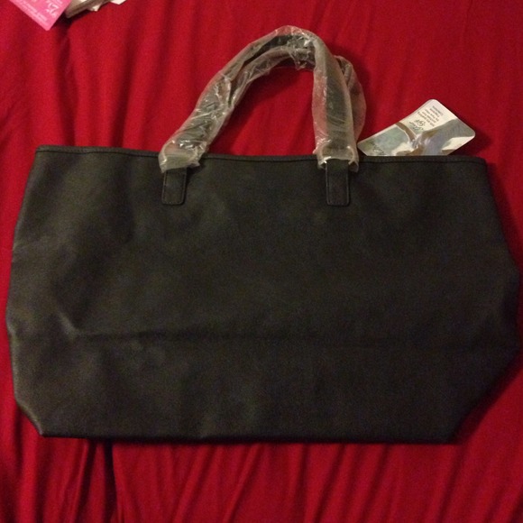 Free with $15 purchase! - Picture 2 of 4