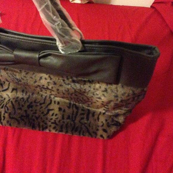 Free with $15 purchase! - Picture 3 of 4