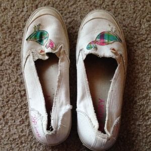 Roxy Shoes!
