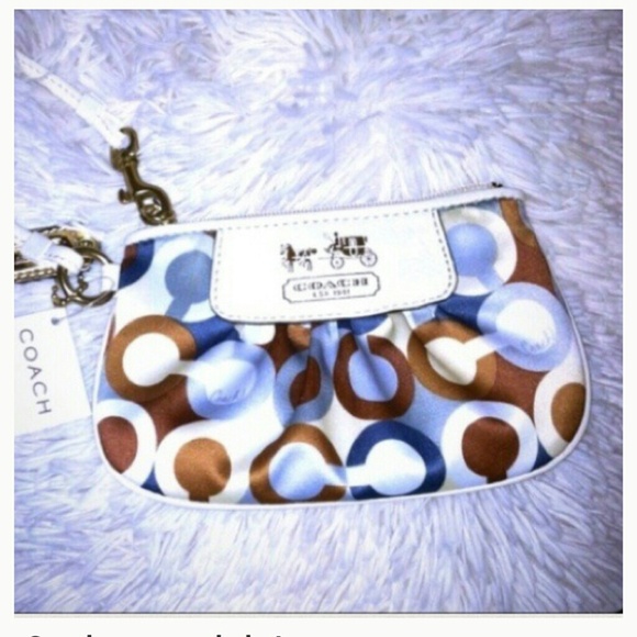 Poppy Coach Wristlet