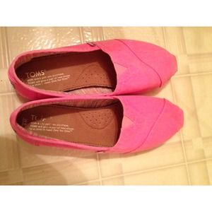 TOMS pink shoes