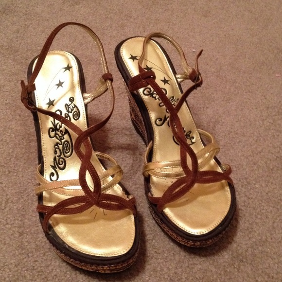 Naughty Monkey wedges size 7.5