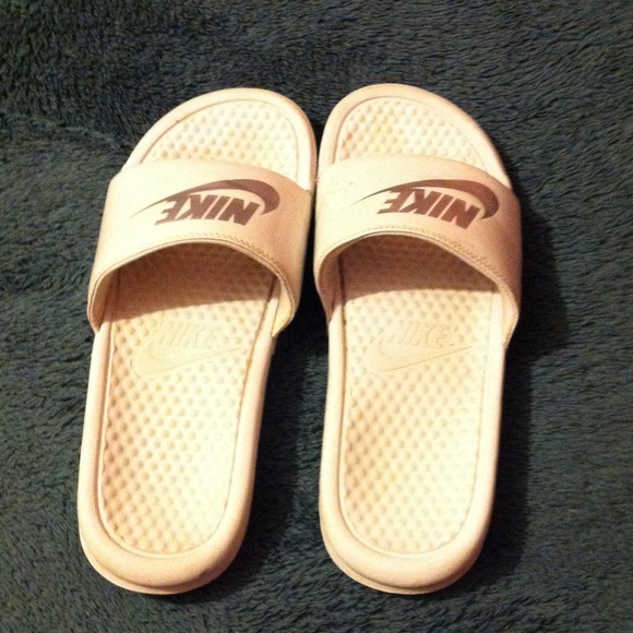 White Nike slide on sandals!