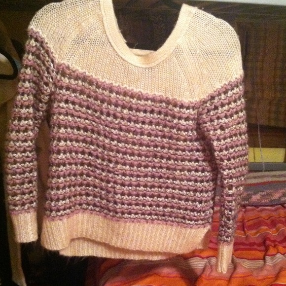 American eagle sweater!❤ - Picture 2 of 4