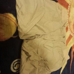 Beige cotton/spandex capri