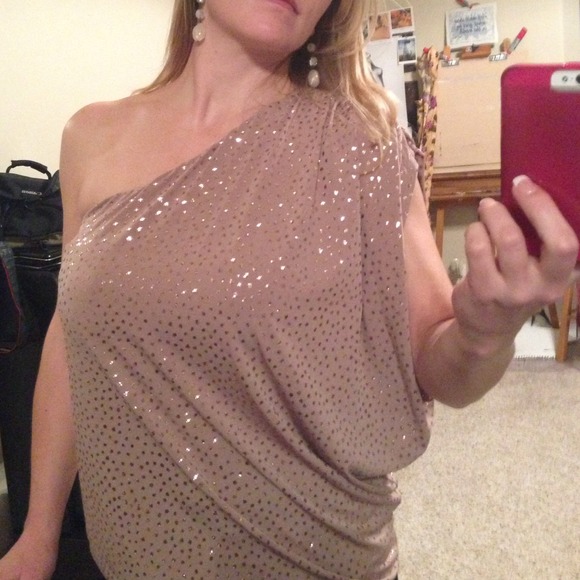 Dressy Guess Sequin One Shoulder Top - Picture 2 of 4