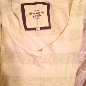 ⛔️SOLD⛔️A&F long sleeve striped top