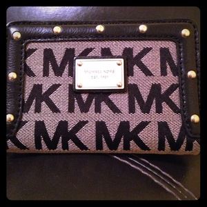Michael Kors wallet !!
