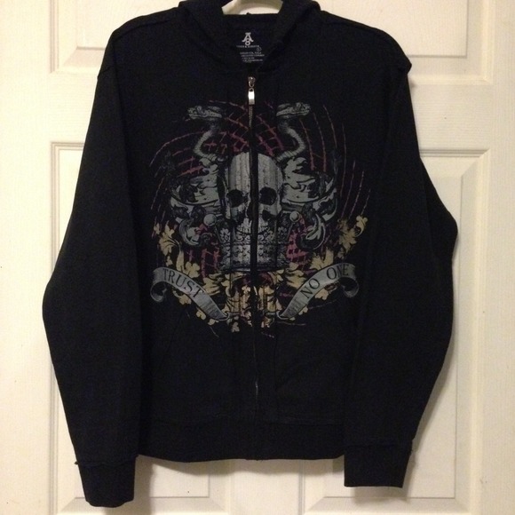 womens skull hoodie