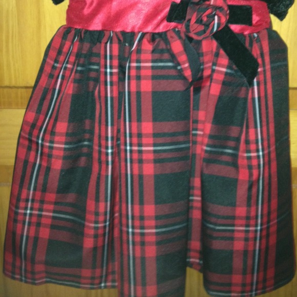 Dress - Picture 2 of 2