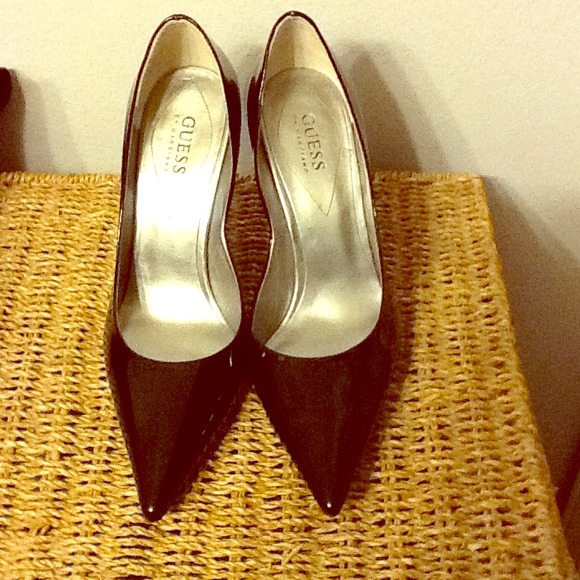 🔺SOLD🔺Guess? D'orsay heels in  patent leather