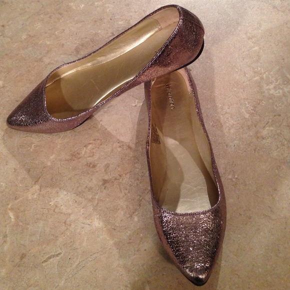 Size 8 xhilaration metallic point toe ballet flats