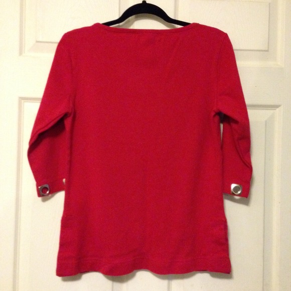 Gorgeous red top - Picture 2 of 4