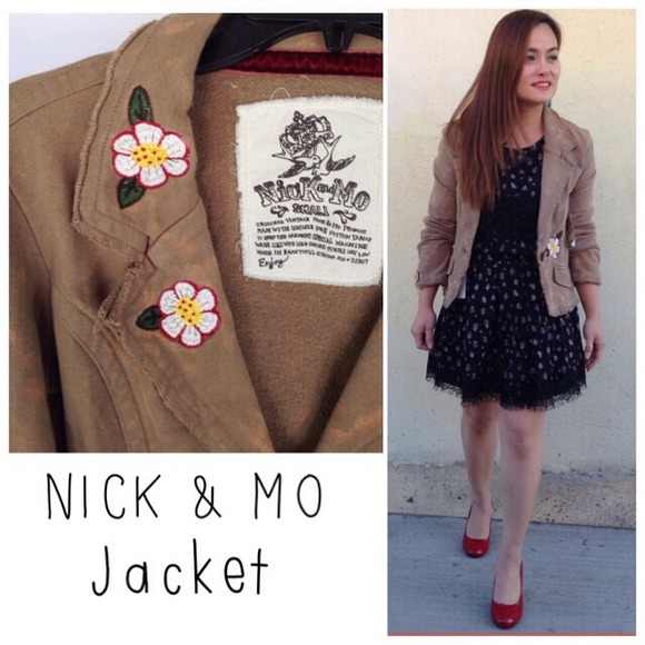 ⬇️NICK & MO jacket⬇️