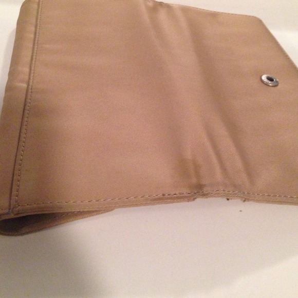 KATE SPADE NYLON CAMEL CONTINENTAL WALLET - Picture 4 of 4