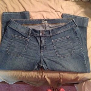 Very cute old navy capris