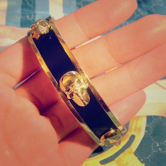 Alexander Mcqueen 3D Skull 1/2" Bangle